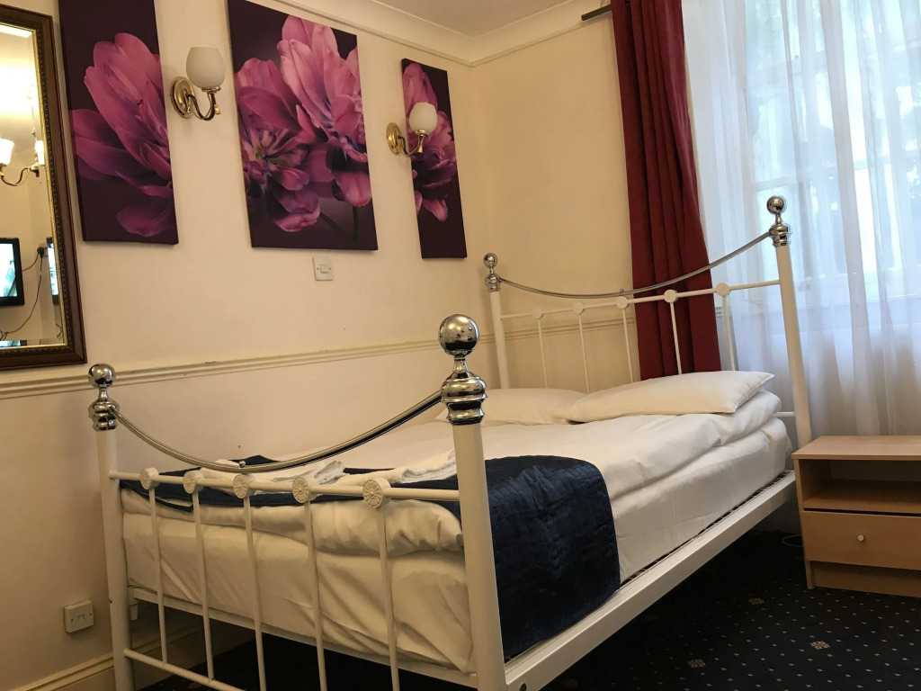 Springfield Hotel