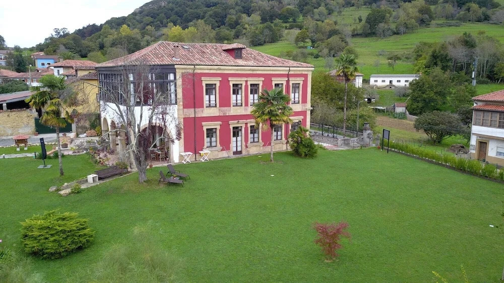 La Venta de Miyares - Casa de Indianos