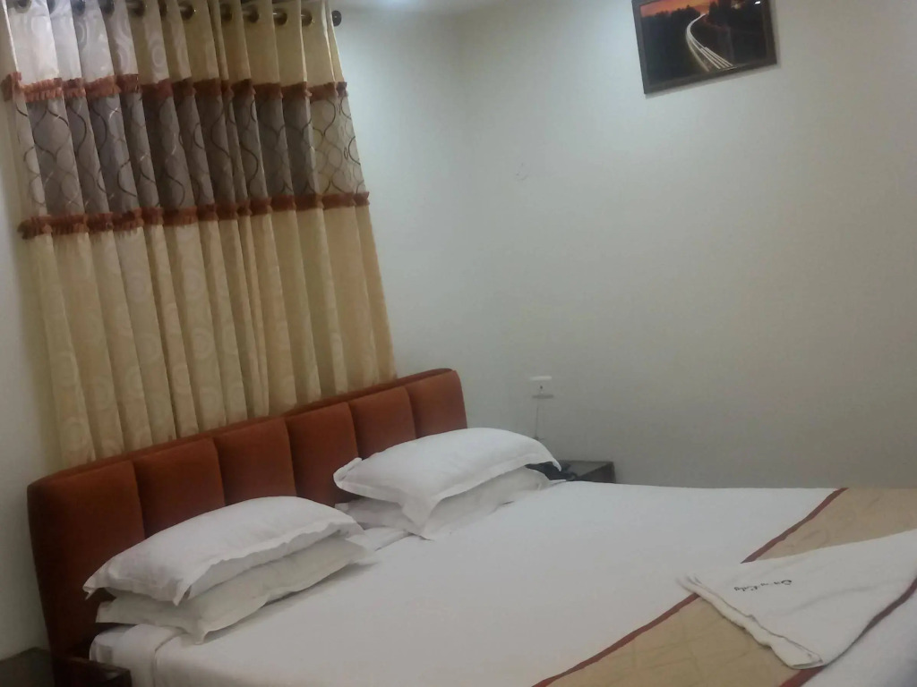 Hotel Siroy Lily