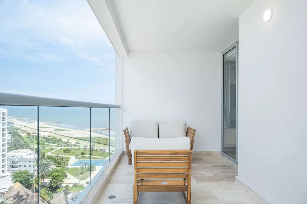 w Elegant 1BR in Crespo