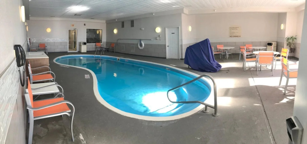 Holiday Inn Express Hotel & Suites Maryville by IHG
