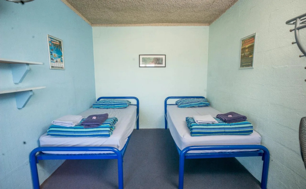 Surfers Paradise YHA