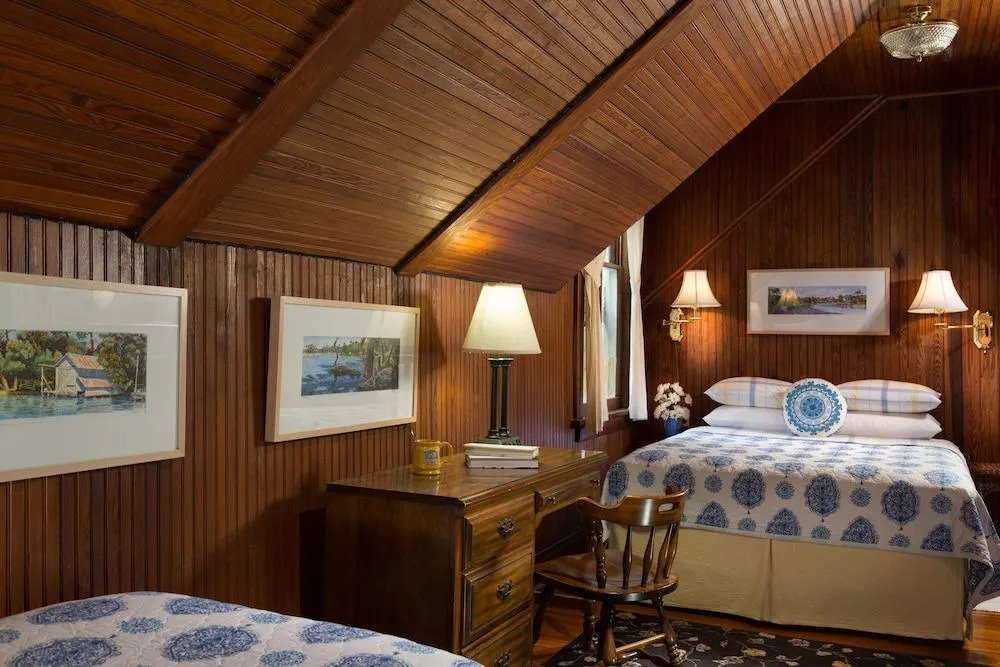 Magnolia Springs Bed and Breakfast