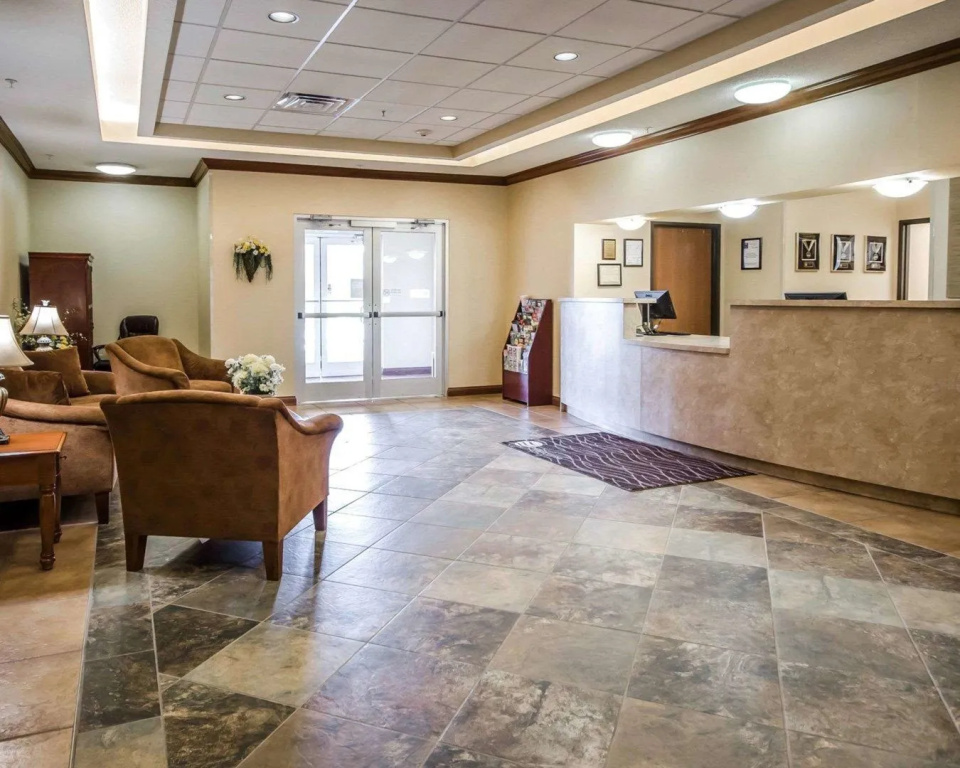 Quality Inn & Suites near Owensboro & Holiday World GOLD AWARD WINNER