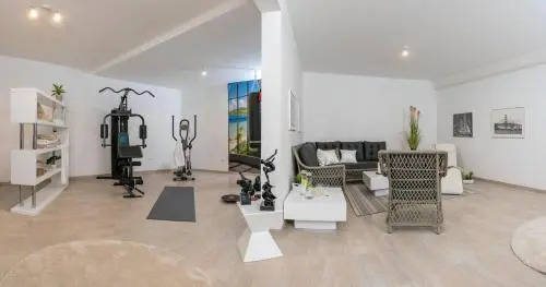 Luxury Villa Happiness