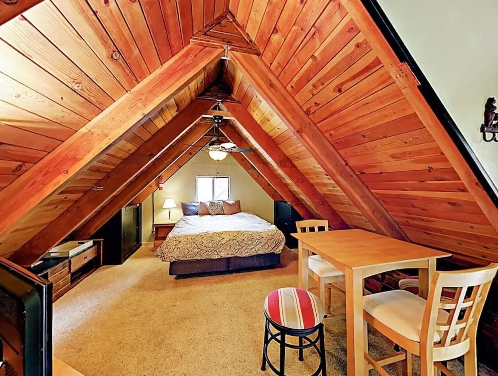 Studio with Central South Lake Tahoe Location Apts