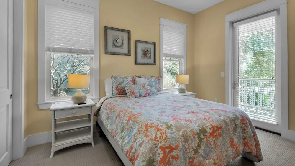 Minutes to the Beach - Gated Community With 2 Pools
