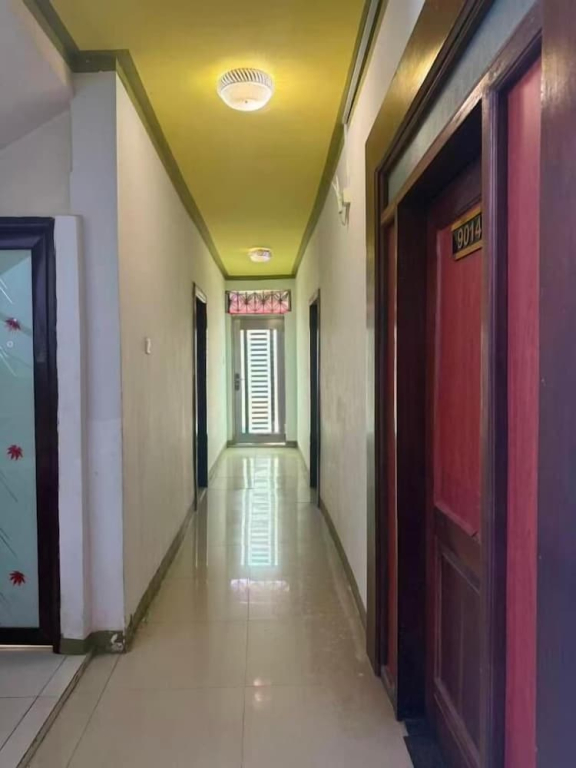 Huayun Primier Hotel