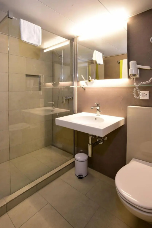 Hotel Rhodannenberg AG