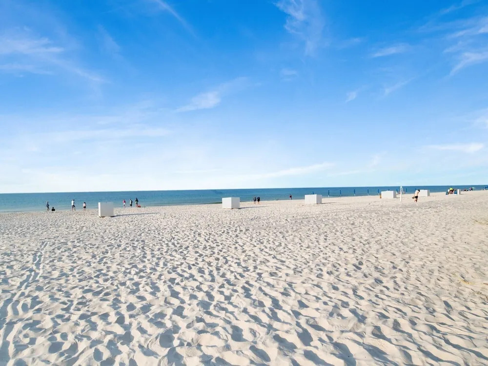 Emerald Key #602 by Southern Vacation Rentals