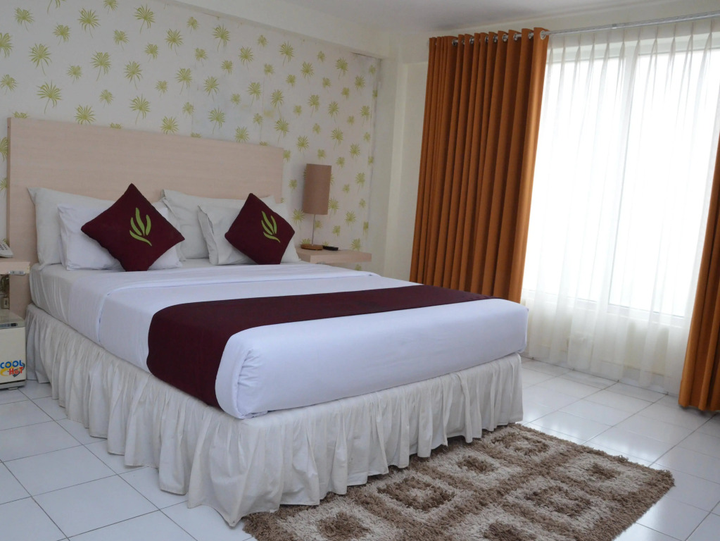 Santosa City Hotel