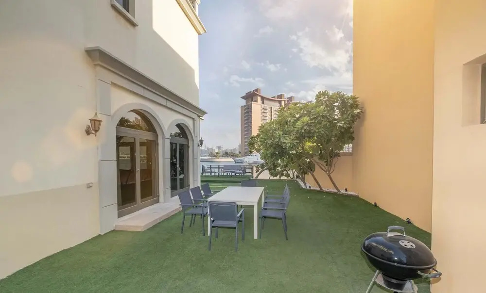 LUX The Luxury Sunny Shores Palm Villa
