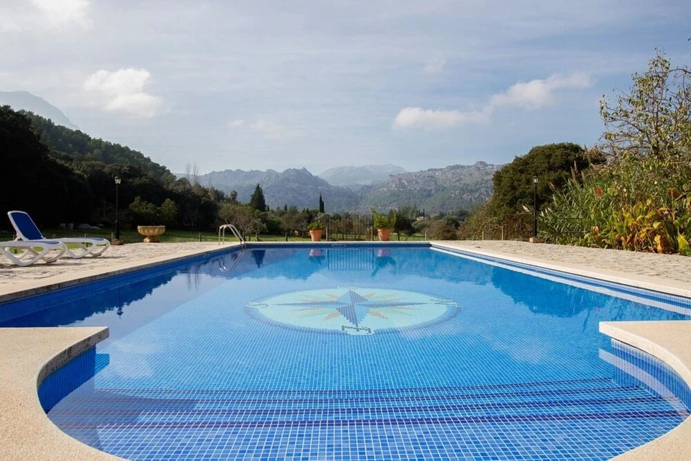 Villa - 4 Bedrooms with Pool and WiFi - 103220