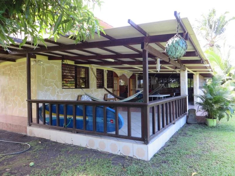 Taharuu Surf Lodge