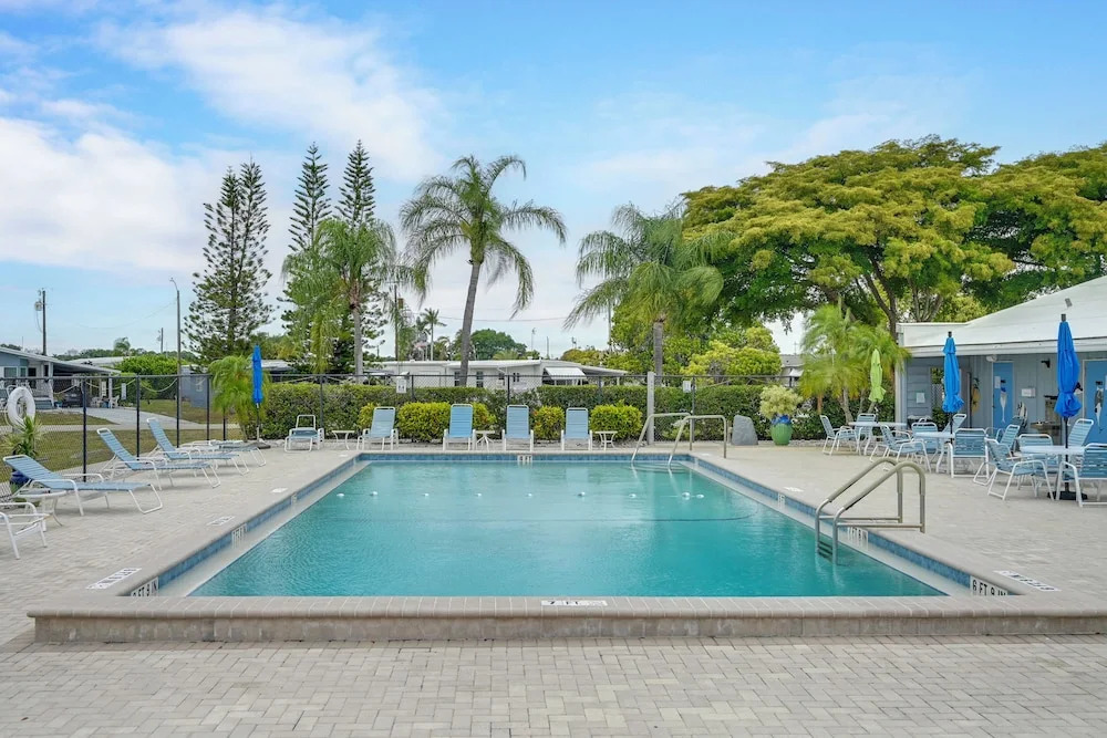7 Mi to Bonita Beach! Escape w/ Pool Access