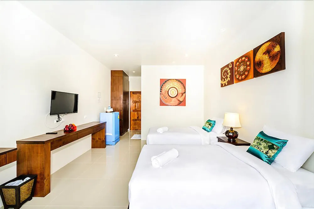 Baan Phu Chalong