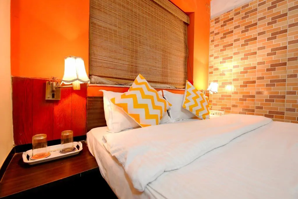 OYO 4219 Ratnakar Residency