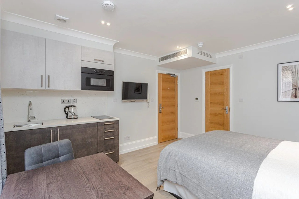 Cleveland Residences Kensington