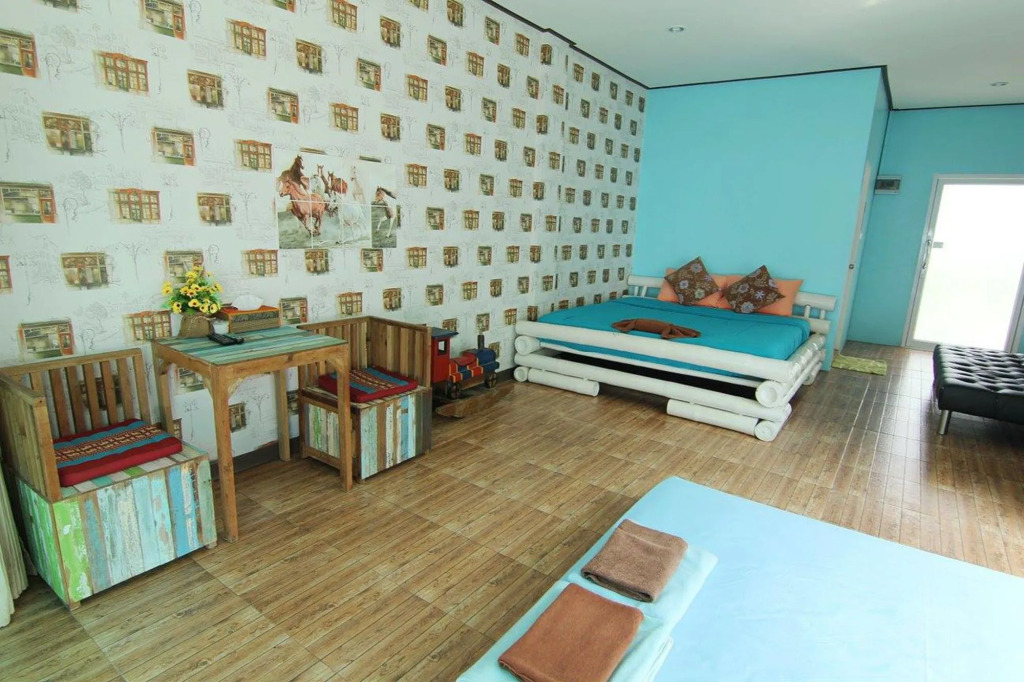 Ton-Aor on the beach resort & restaurant