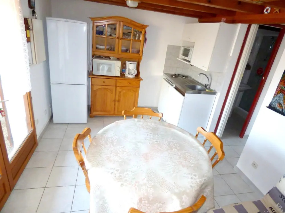 House With 2 Bedrooms in Gruissan, With Terrace - 100 m From the Beach