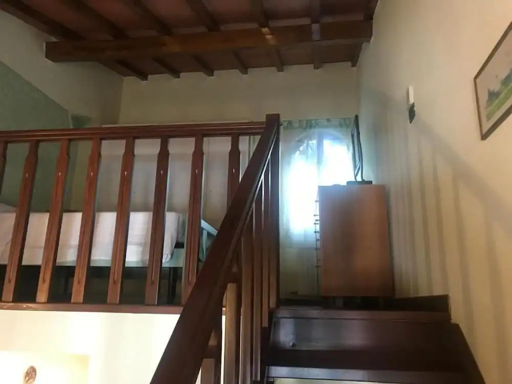Loft Angela, Delizioso Bilocale con Soppalco, Centralissimo a Pietrasanta
