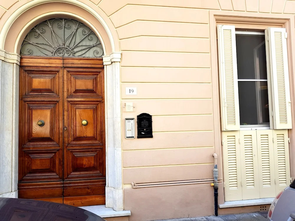 Elena House