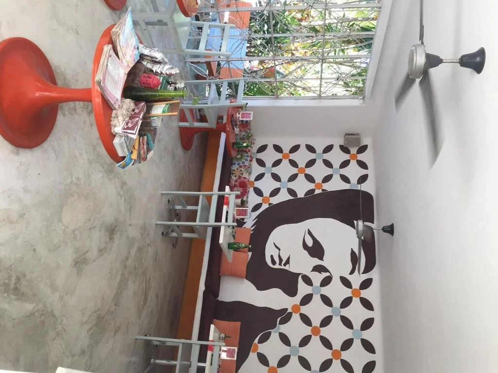 Teetotum hotel