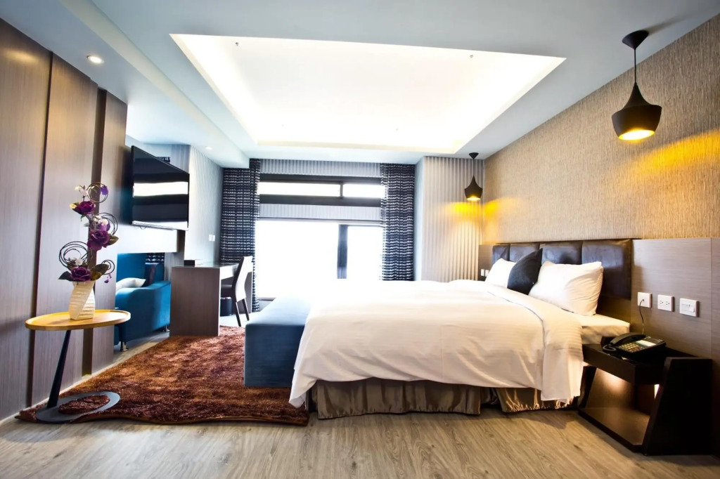 Fine Hotel