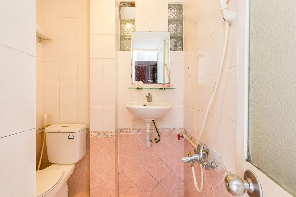 OYO 631 Long Phụng Hoàng Hotel