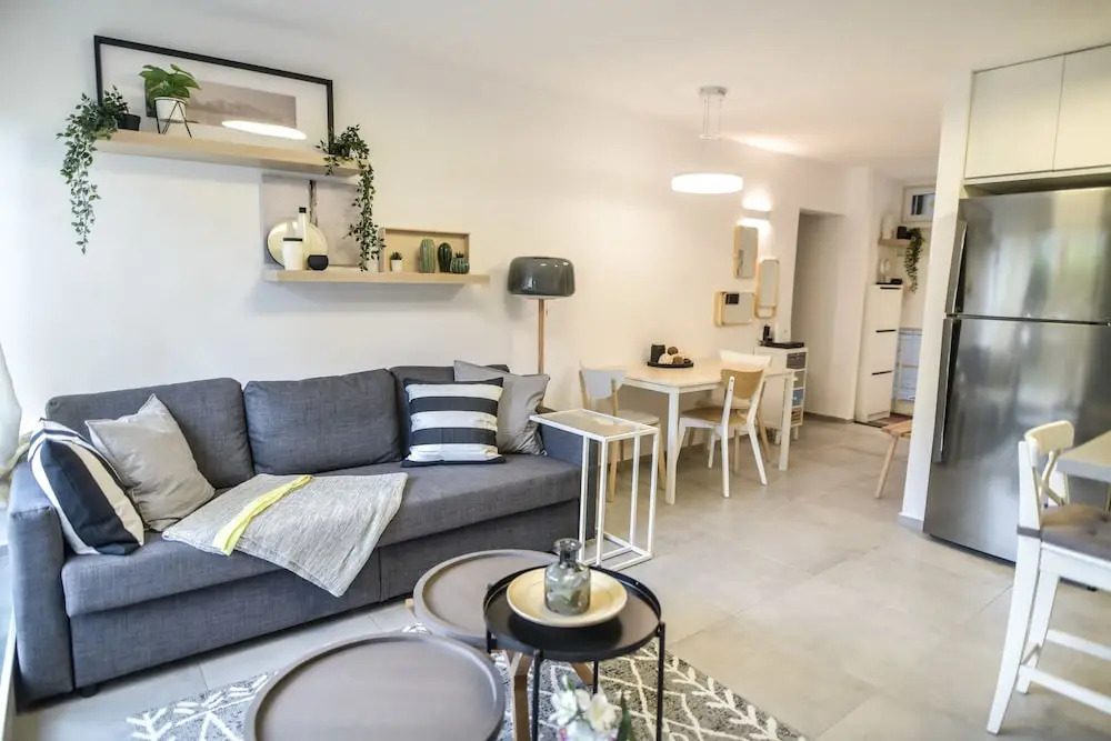 3 Bedroom Garden Apartment