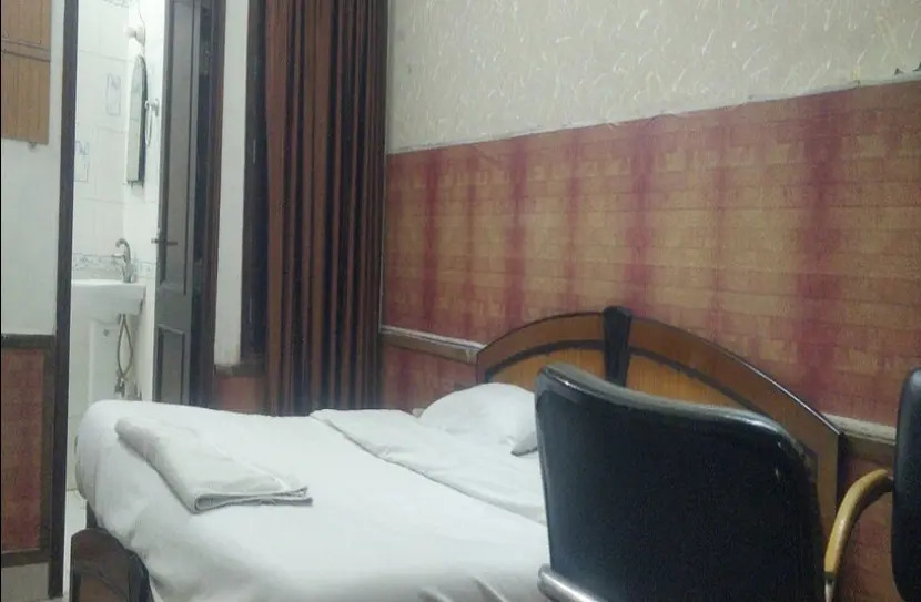 Hotel Moon