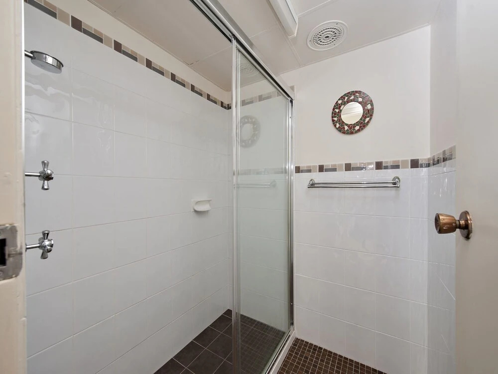 Sunset Towers,  Unit 6/25 Donald Street