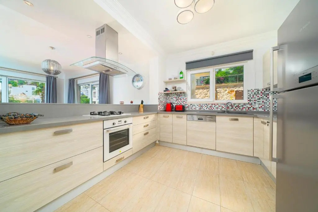 Villa With 5 Bedrooms in Kalkan, With Wonderful sea View, Private Pool, Terrace