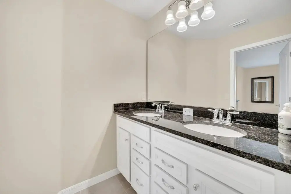 7BR Family Home w Pool Hot Tub and Theater