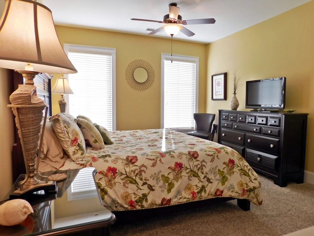 Edgewater Apartment 533