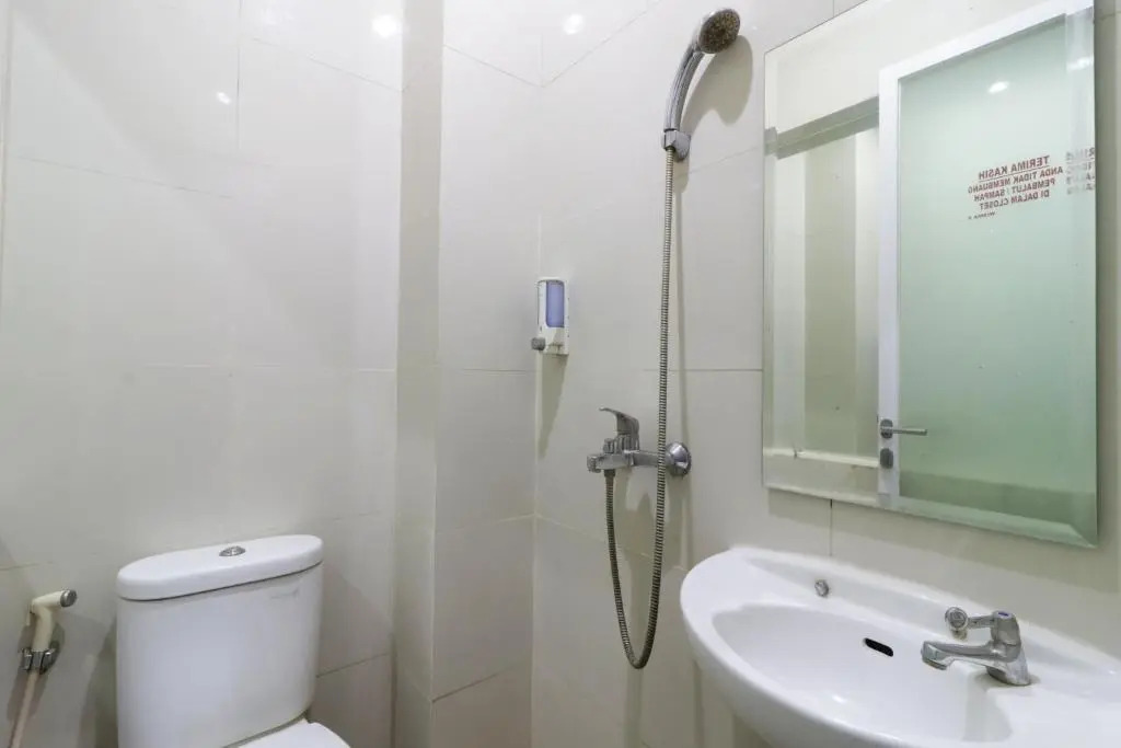 RedDoorz Plus near Grand Indonesia Jakarta