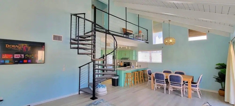 Blue Heron Bungalow 3 Bedroom Home by Redawning