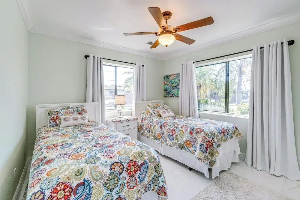Port Charlotte Home w/ Lanai & Saltwater Pool!