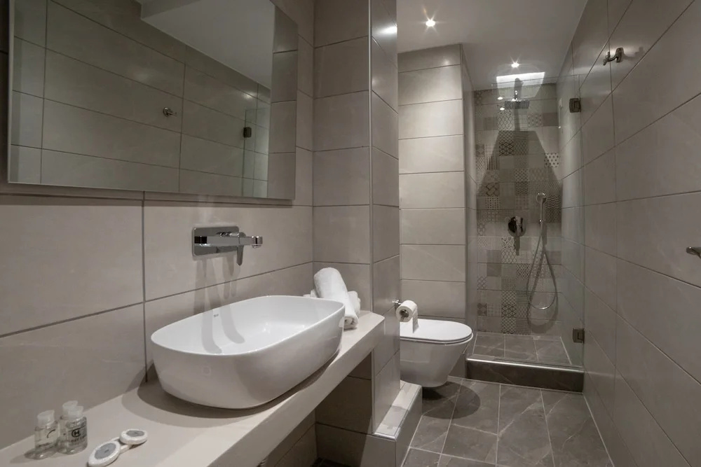 Aphrodite Hotel & Apartments