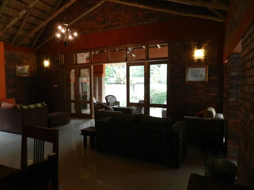 Kutandara Lodges