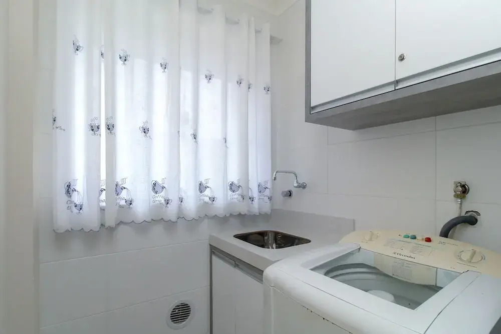 Aluguel Apartamento 2 quartos sendo 1 suíte - 201A