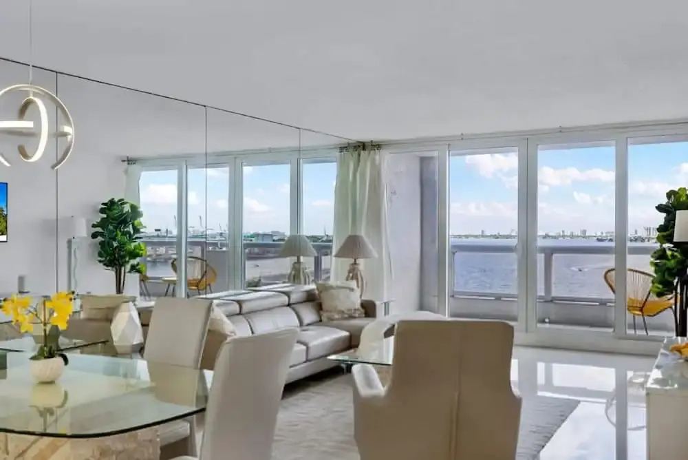 The Grand Wonder Biscayne