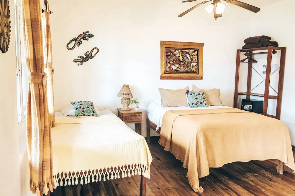 Hotel Posada Las Orquídeas,West End