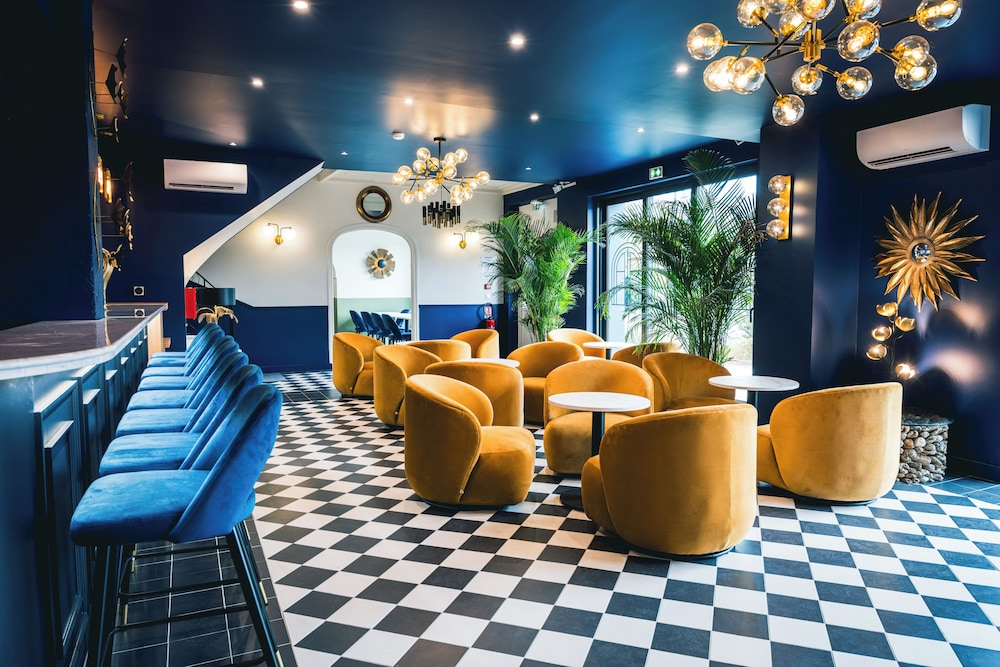 Hotel SaintChristophe Houdan