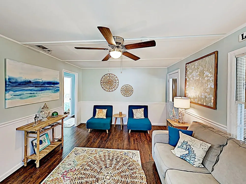 New Listing! Laguna Beach Home - 2 Blocks To Gulf Home