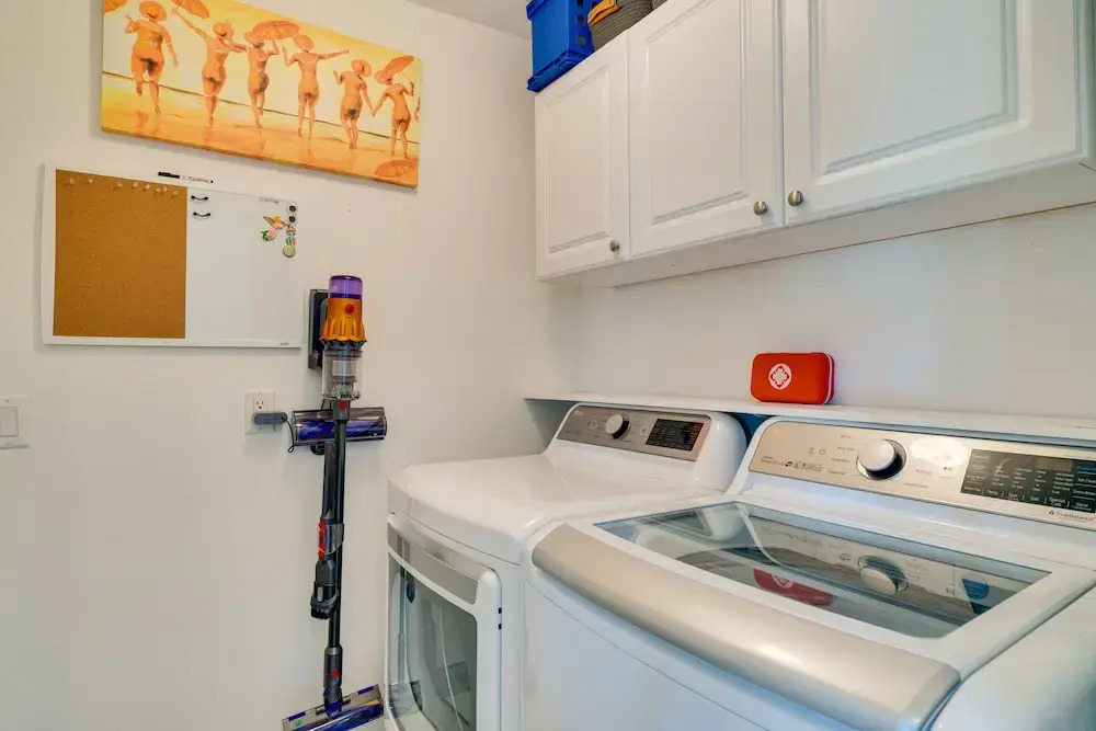 Canal-front Cape Coral Home Rental: Pool, Lanai!
