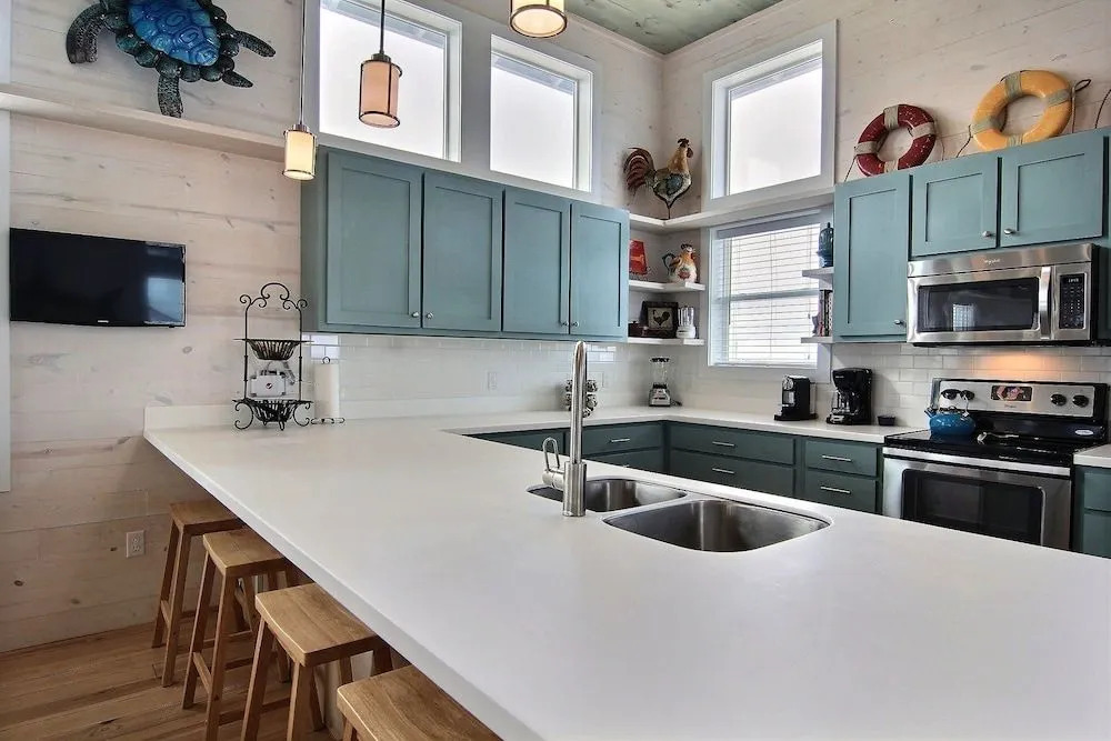 Lucky Enough Vw48 4 Bedrooms 3.5 Bathrooms Home