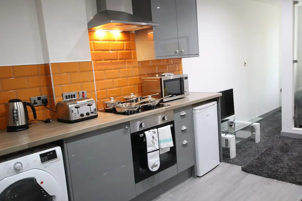 Halifax House Apartments