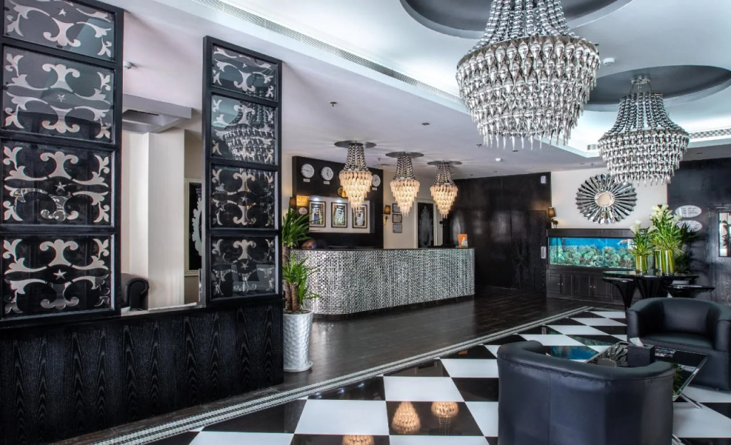 Loumage S Suites and Spa
