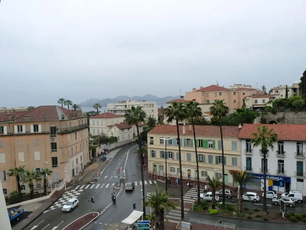 Spacious Studio in the Center of Cannes Nice Terrace Easy Walk to the Croisette and Palais - 1923